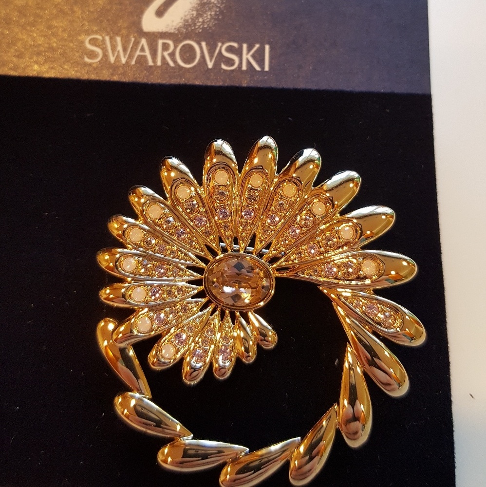 Swarovski Nantucket Brooch. NIB
